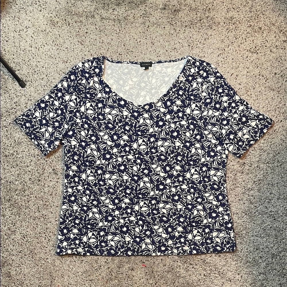 Talbots Black & White Woman’s‎ Short Sleeve T Shirt Size XL
